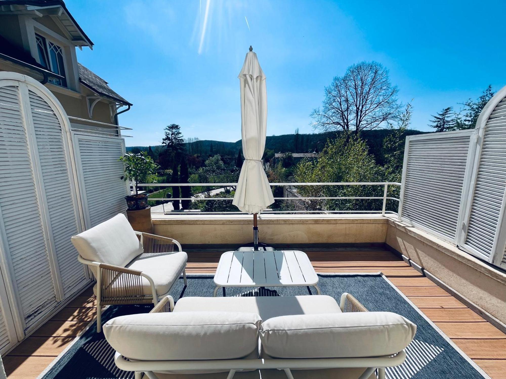 Orpheus Lodge Giverny Eksteriør bilde